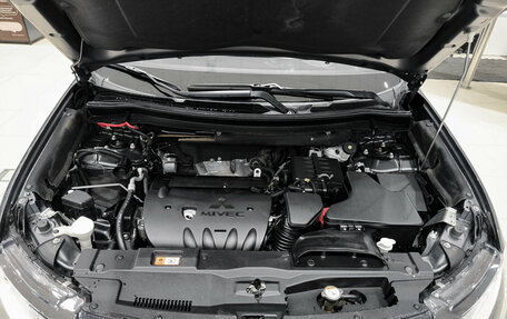 Mitsubishi Outlander III рестайлинг 3, 2021 год, 2 790 000 рублей, 13 фотография