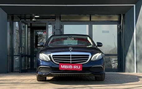 Mercedes-Benz E-Класс, 2018 год, 2 960 000 рублей, 2 фотография