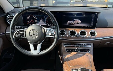 Mercedes-Benz E-Класс, 2018 год, 2 960 000 рублей, 19 фотография