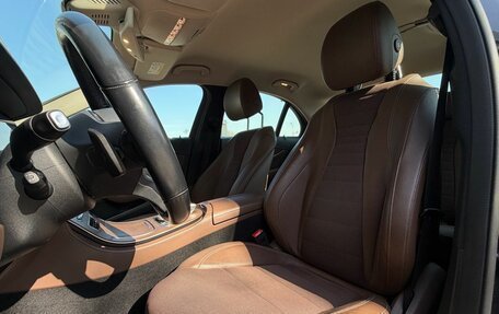 Mercedes-Benz E-Класс, 2018 год, 2 960 000 рублей, 22 фотография