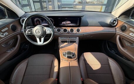 Mercedes-Benz E-Класс, 2018 год, 2 960 000 рублей, 18 фотография