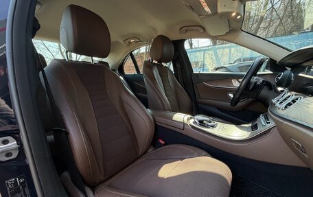 Mercedes-Benz E-Класс, 2018 год, 2 960 000 рублей, 35 фотография