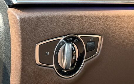 Mercedes-Benz E-Класс, 2018 год, 2 960 000 рублей, 38 фотография