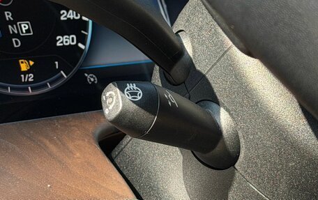 Mercedes-Benz E-Класс, 2018 год, 2 960 000 рублей, 39 фотография