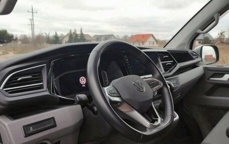 Volkswagen Transporter T6 рестайлинг, 2022 год, 2 800 000 рублей, 5 фотография