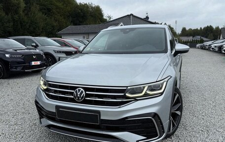 Volkswagen Tiguan II, 2022 год, 2 600 000 рублей, 7 фотография