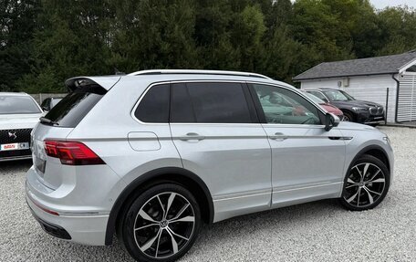 Volkswagen Tiguan II, 2022 год, 2 600 000 рублей, 13 фотография