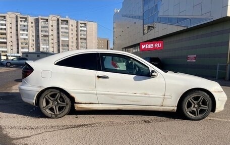 Mercedes-Benz C-Класс, 2001 год, 300 000 рублей, 6 фотография