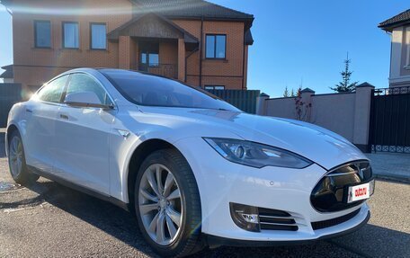 Tesla Model S I, 2014 год, 2 390 000 рублей, 3 фотография