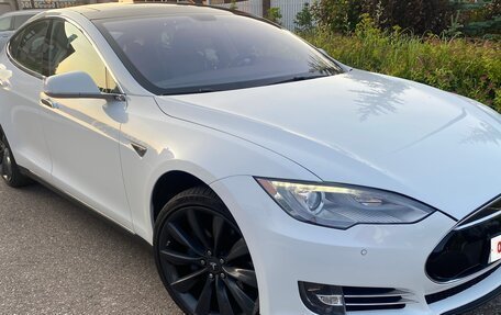 Tesla Model S I, 2014 год, 2 390 000 рублей, 11 фотография