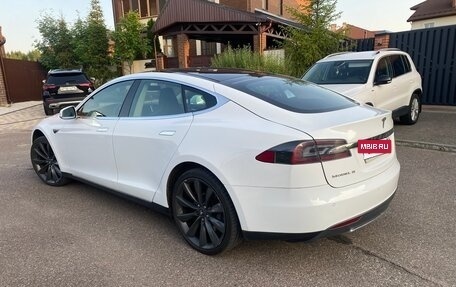 Tesla Model S I, 2014 год, 2 390 000 рублей, 10 фотография
