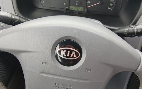 KIA Magentis I, 2003 год, 370 000 рублей, 18 фотография