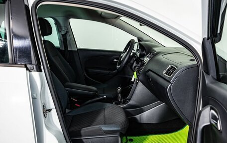 Volkswagen Polo VI (EU Market), 2019 год, 1 100 000 рублей, 11 фотография