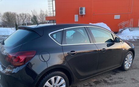 Opel Astra J, 2011 год, 625 000 рублей, 3 фотография