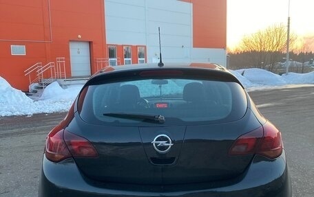 Opel Astra J, 2011 год, 625 000 рублей, 5 фотография