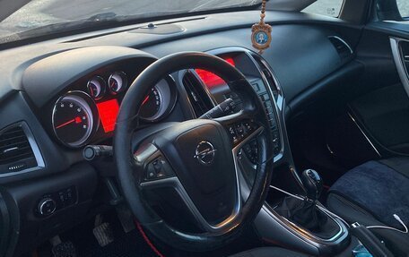 Opel Astra J, 2011 год, 625 000 рублей, 8 фотография