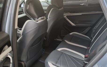 Geely Atlas, 2024 год, 2 350 000 рублей, 10 фотография