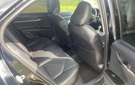 Toyota Camry, 2018 год, 2 480 000 рублей, 10 фотография