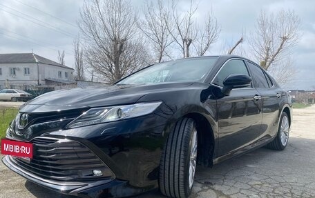 Toyota Camry, 2018 год, 2 480 000 рублей, 5 фотография