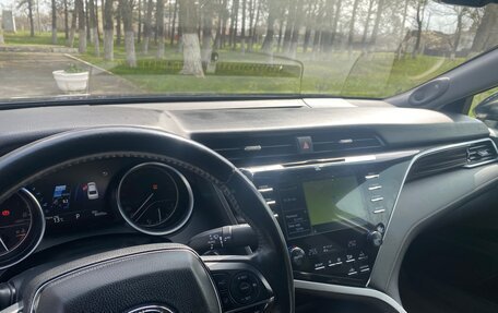 Toyota Camry, 2018 год, 2 480 000 рублей, 18 фотография