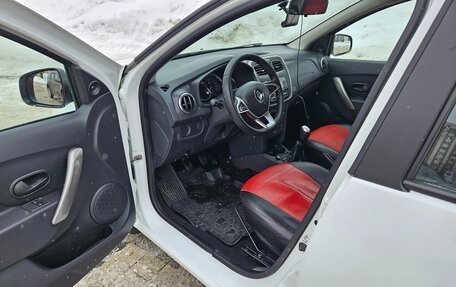 Renault Logan II, 2021 год, 765 000 рублей, 4 фотография