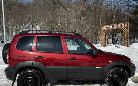 Chevrolet Niva I рестайлинг, 2017 год, 710 000 рублей, 4 фотография