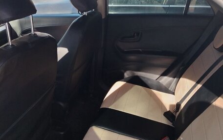 KIA Picanto II, 2012 год, 830 000 рублей, 7 фотография