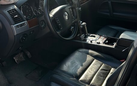 Volkswagen Touareg III, 2008 год, 1 349 000 рублей, 8 фотография