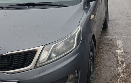 KIA Rio III рестайлинг, 2013 год, 450 000 рублей, 2 фотография