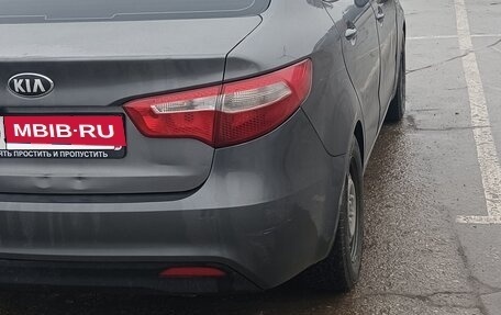 KIA Rio III рестайлинг, 2013 год, 450 000 рублей, 5 фотография