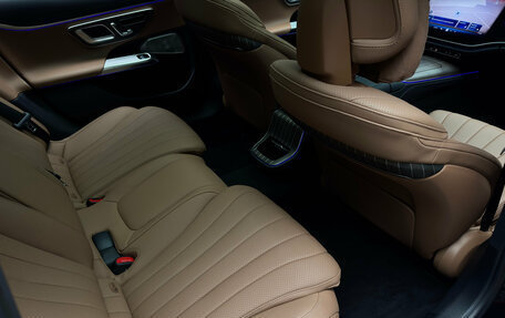 Mercedes-Benz E-Класс, 2025 год, 9 990 000 рублей, 25 фотография