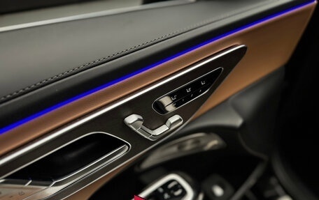 Mercedes-Benz E-Класс, 2025 год, 9 990 000 рублей, 17 фотография