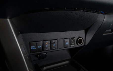 Toyota RAV4, 2018 год, 2 480 000 рублей, 16 фотография