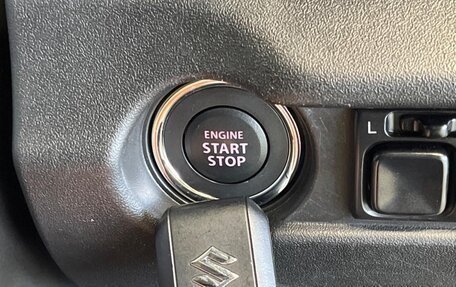 Suzuki Jimny, 2023 год, 2 010 000 рублей, 14 фотография