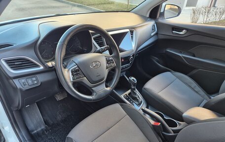 Hyundai Solaris II рестайлинг, 2018 год, 1 550 000 рублей, 9 фотография