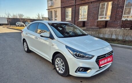 Hyundai Solaris II рестайлинг, 2018 год, 1 550 000 рублей, 3 фотография