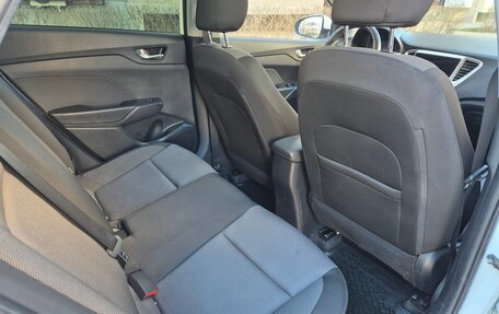 Hyundai Solaris II рестайлинг, 2018 год, 1 550 000 рублей, 12 фотография