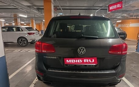 Volkswagen Touareg III, 2011 год, 1 720 000 рублей, 4 фотография