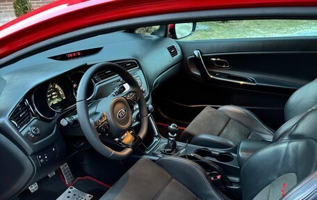 KIA cee'd GT II, 2015 год, 1 280 000 рублей, 9 фотография