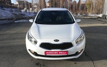 KIA cee'd III, 2014 год, 1 000 000 рублей, 2 фотография