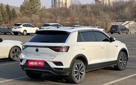 Volkswagen T-Roc I, 2023 год, 2 546 130 рублей, 3 фотография