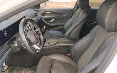 Mercedes-Benz E-Класс, 2022 год, 4 700 000 рублей, 6 фотография