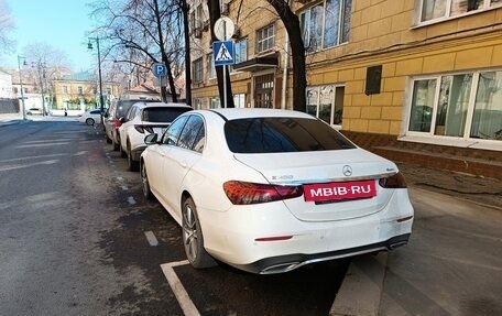 Mercedes-Benz E-Класс, 2022 год, 4 700 000 рублей, 4 фотография