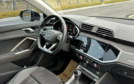 Audi Q3, 2023 год, 1 920 000 рублей, 11 фотография