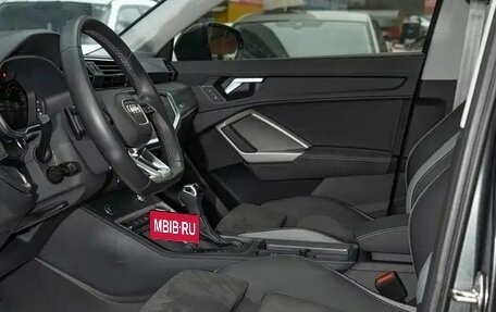 Audi Q3, 2023 год, 2 705 000 рублей, 13 фотография