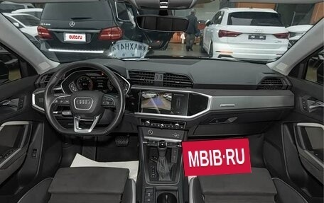 Audi Q3, 2023 год, 2 705 000 рублей, 10 фотография