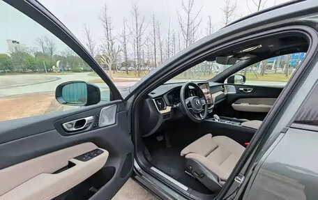 Volvo XC60 II, 2025 год, 5 890 000 рублей, 13 фотография
