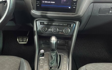 Volkswagen Tiguan II, 2020 год, 2 302 000 рублей, 16 фотография