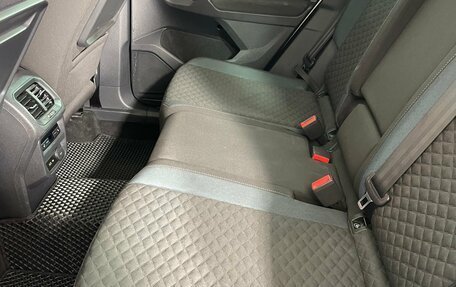 Volkswagen Tiguan II, 2020 год, 2 302 000 рублей, 27 фотография