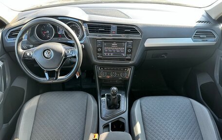 Volkswagen Tiguan II, 2018 год, 1 949 000 рублей, 11 фотография